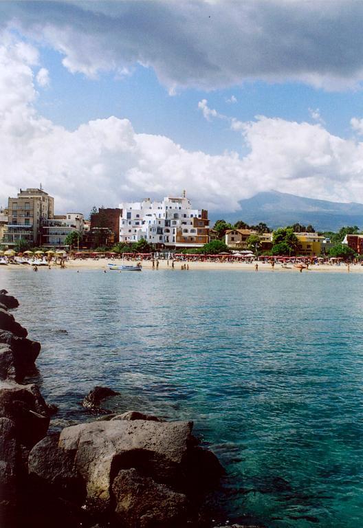 Sporting Baia Hotel Giardini-Naxos Zewnętrze zdjęcie