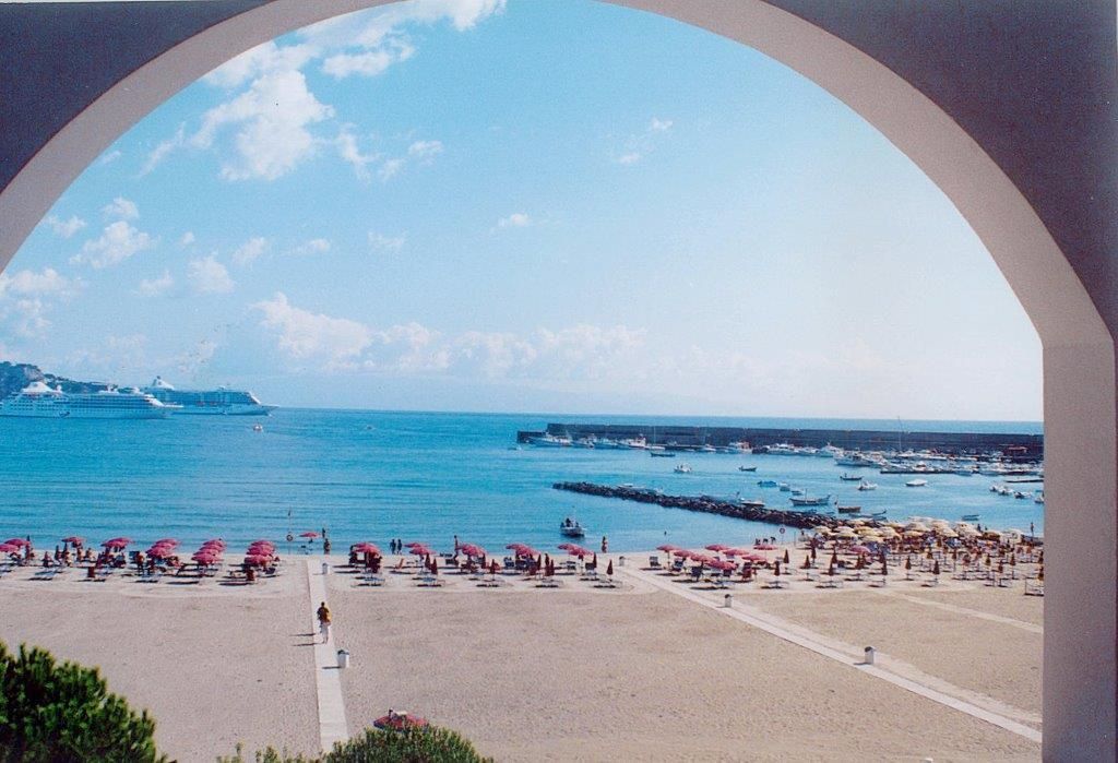 Sporting Baia Hotel Giardini-Naxos Zewnętrze zdjęcie